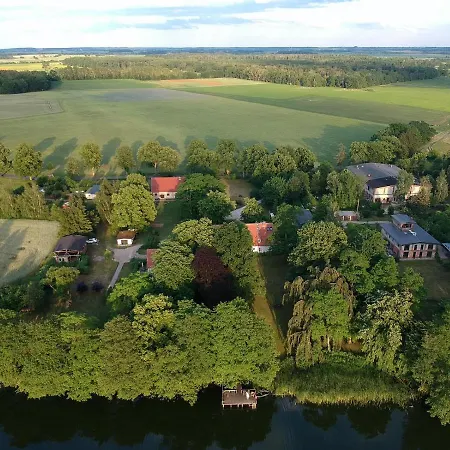 Gutshof Langensee *
