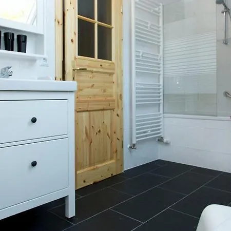 Gutshof Langensee * Langensee (Rostock)