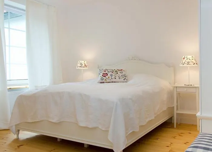 Gutshof Langensee * Langensee (Rostock)