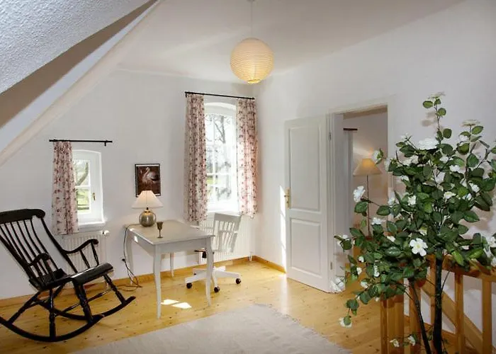 Gutshof Langensee * Langensee (Rostock)